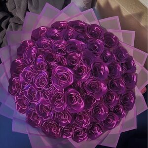 Elegant Purple Rose Bouquet
